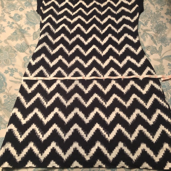 Tommy Hilfiger Short Sleeve Chevron Dress - Picture 13 of 16